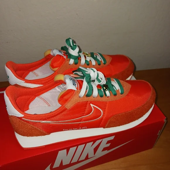 Nike Waffle 2 First Use Sail - Picture 3 of 8